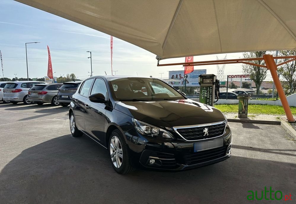 2018' Peugeot 308 photo #1