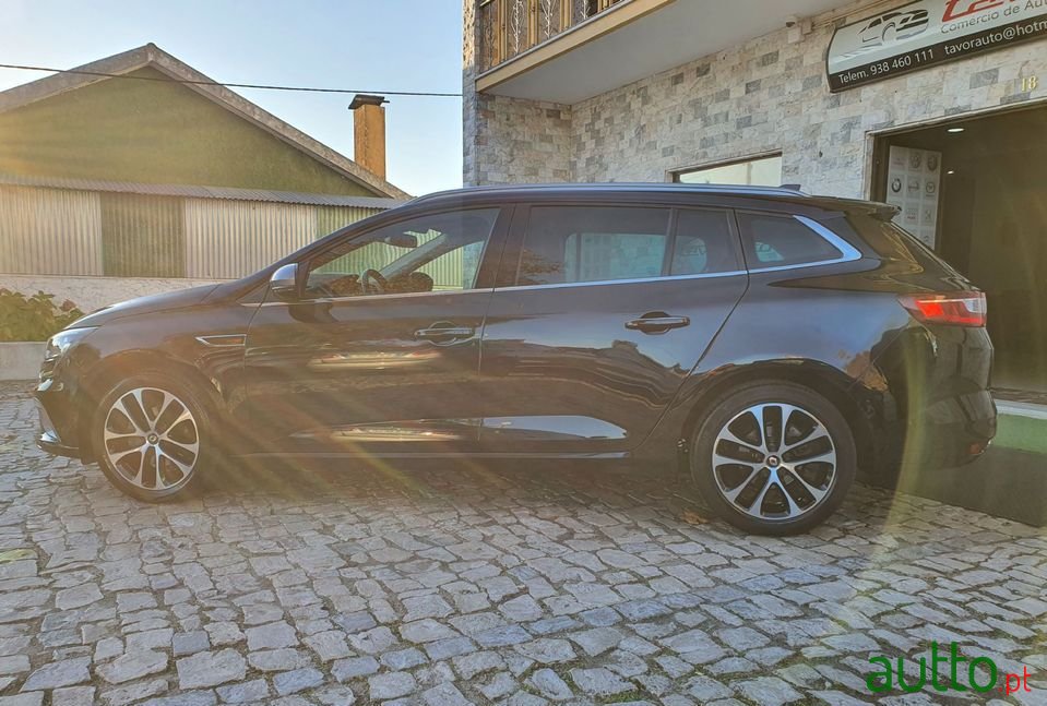 2018' Renault Megane Sport Tourer photo #4