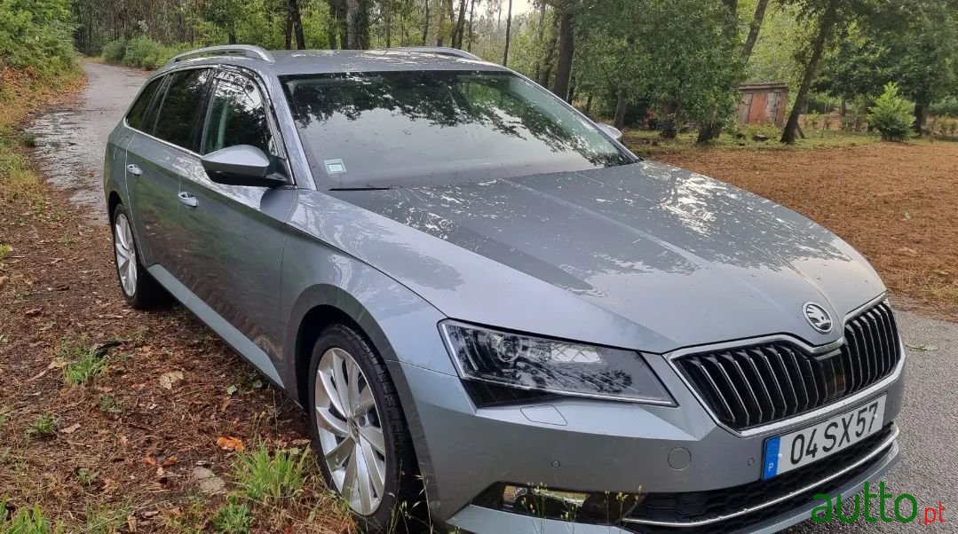 2017' Skoda Superb Break photo #1