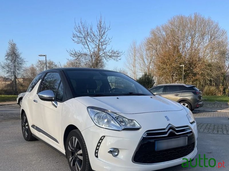 2012' Citroen DS3 photo #1