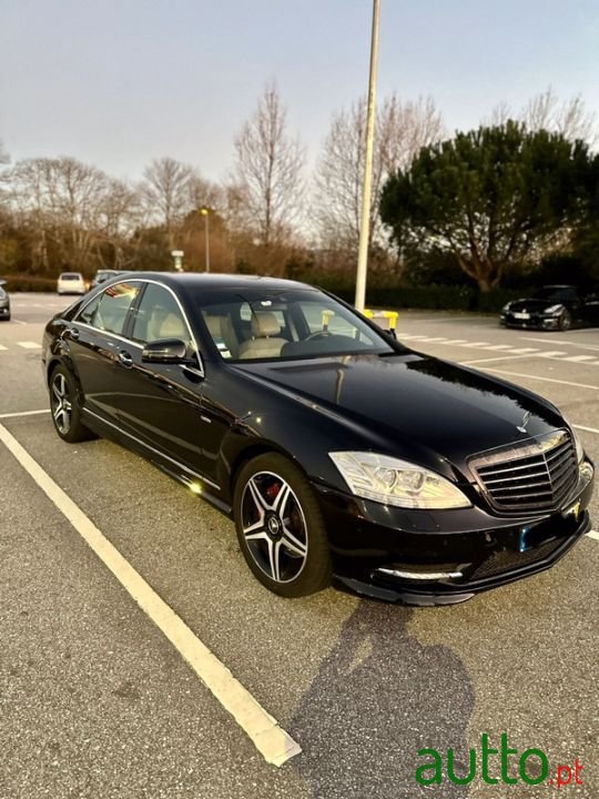 2010' Mercedes-Benz S-350 photo #1
