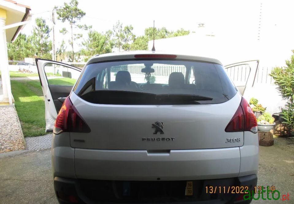 2016' Peugeot 3008 photo #2
