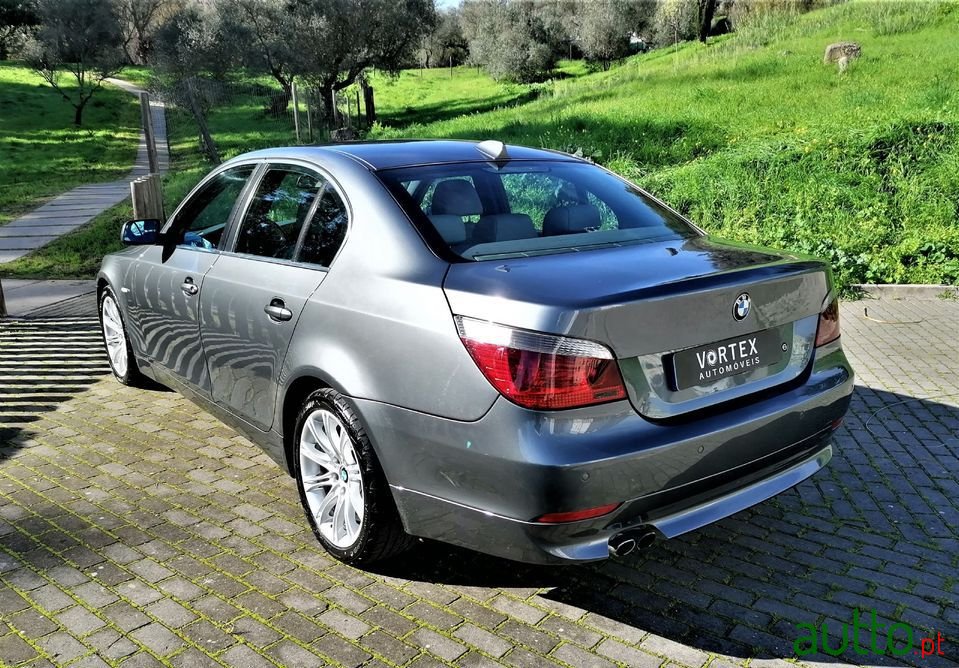 2005' BMW 525 photo #5