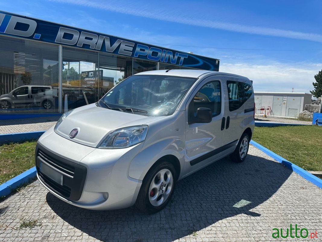 2012' Fiat Qubo photo #2