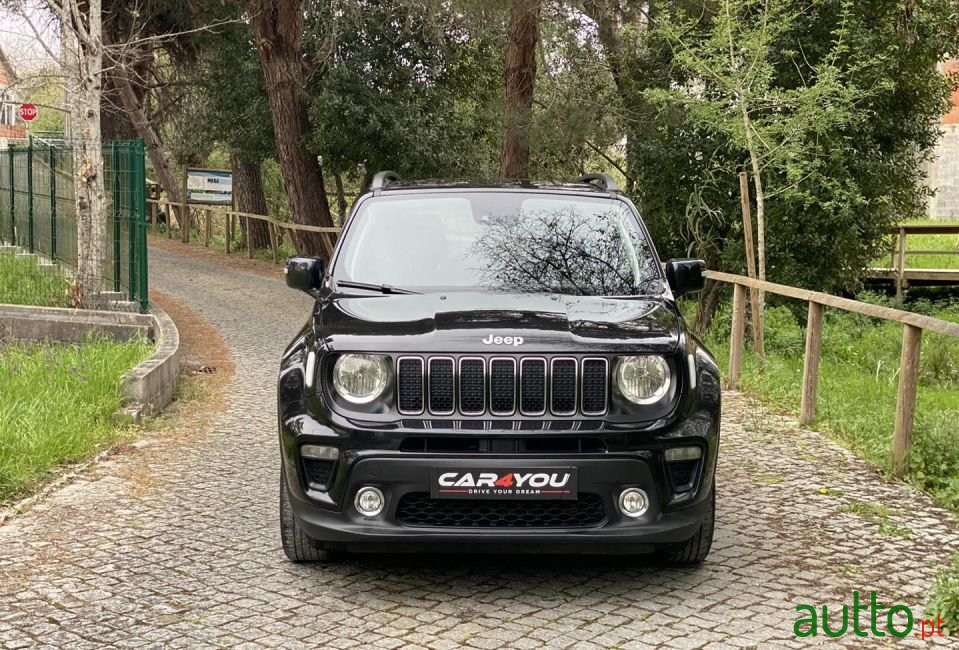2019' Jeep Renegade photo #5