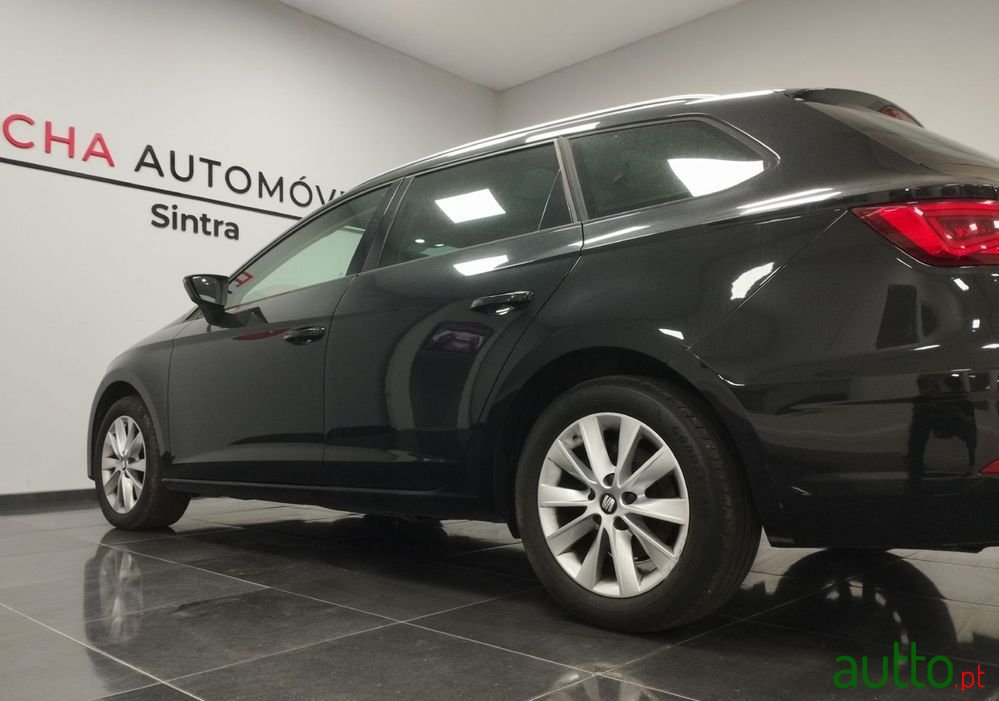 2018' SEAT Leon St photo #6