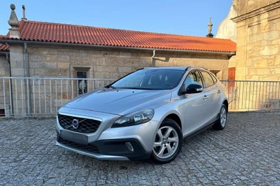 2014' Volvo V40 Cross Country