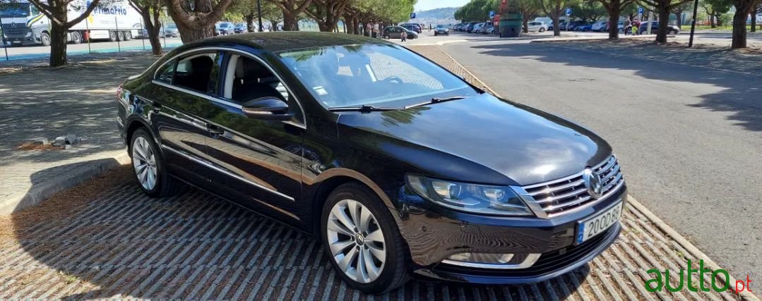 2013' Volkswagen photo #2