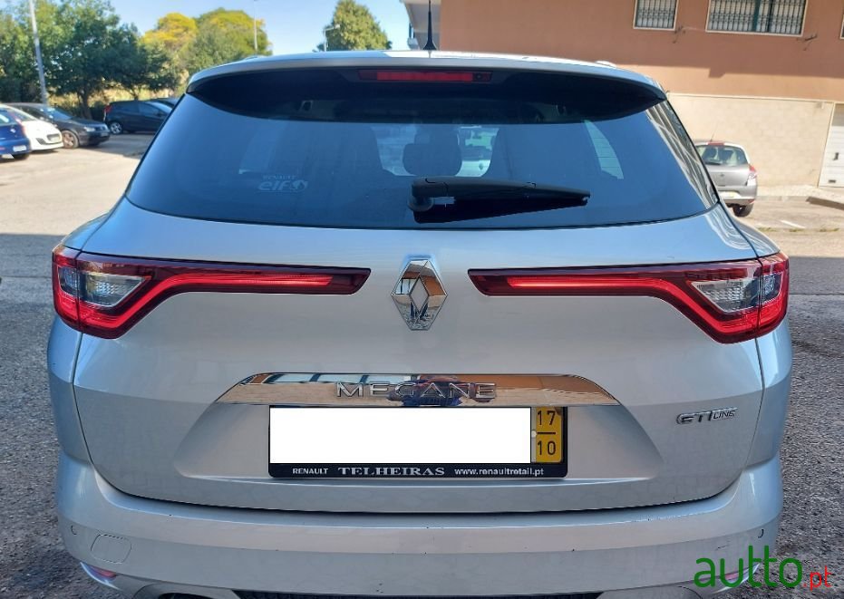 2017' Renault Megane Sport Tourer photo #4