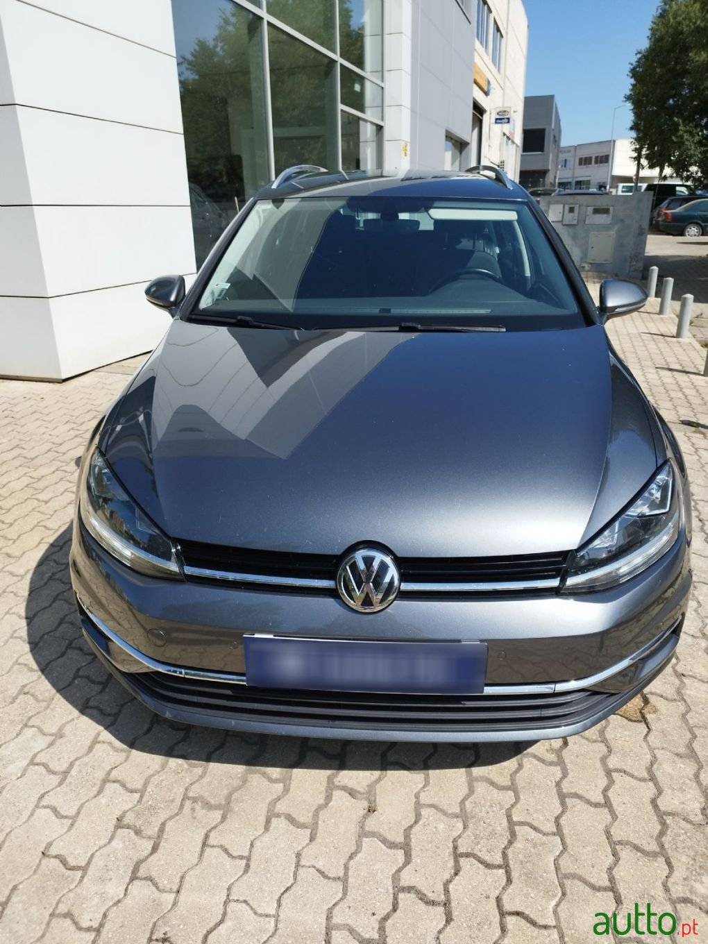 2019' Volkswagen Golf Variant photo #2