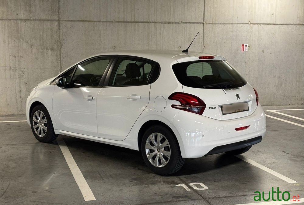 2019' Peugeot 208 photo #3