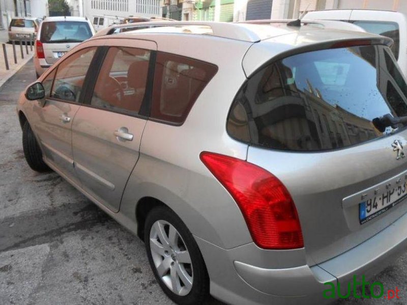 2009' Peugeot 308-Sw 1.6 Hdi Premium photo #2