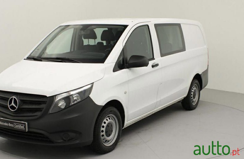 2020' Mercedes-Benz Vito photo #5