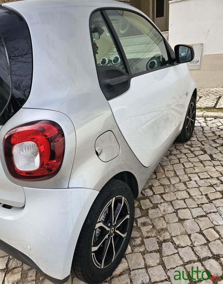 2016' Smart City Coupé photo #1