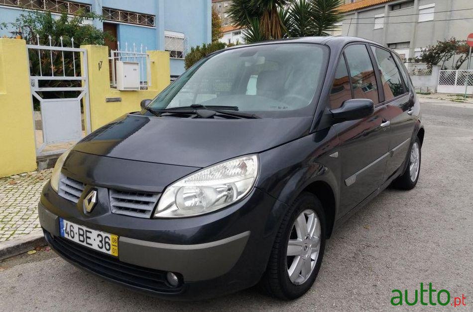 2006' Renault Scenic 1.5 Dci 2006 photo #4