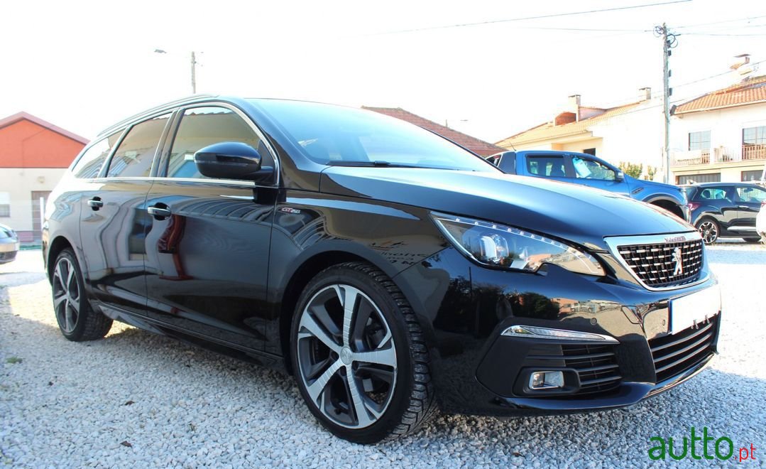 2017' Peugeot 308 Sw photo #3