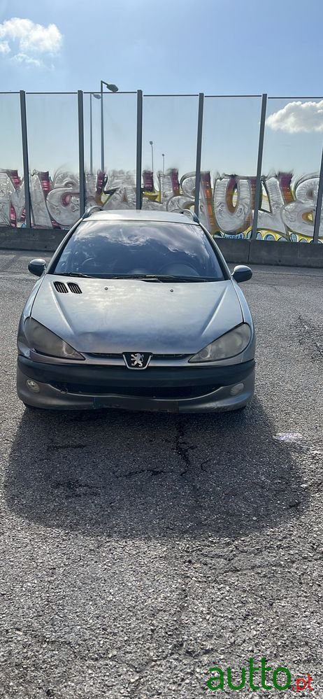 2004' Peugeot 206 Sw photo #4