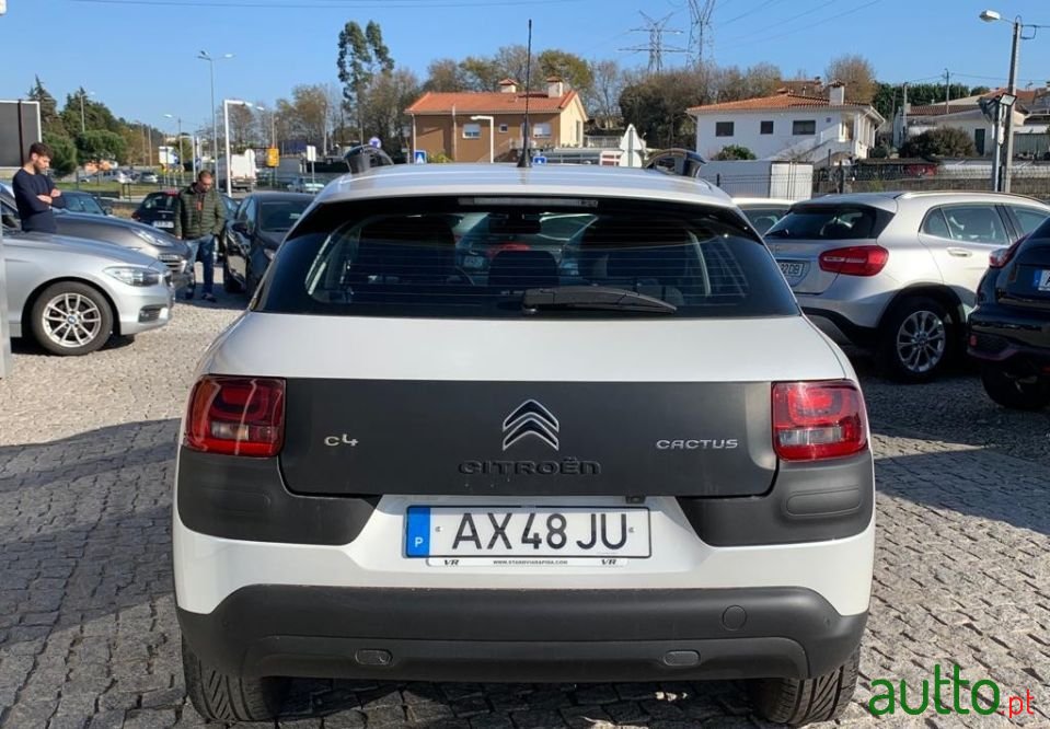 2017' Citroen C4 Cactus photo #4
