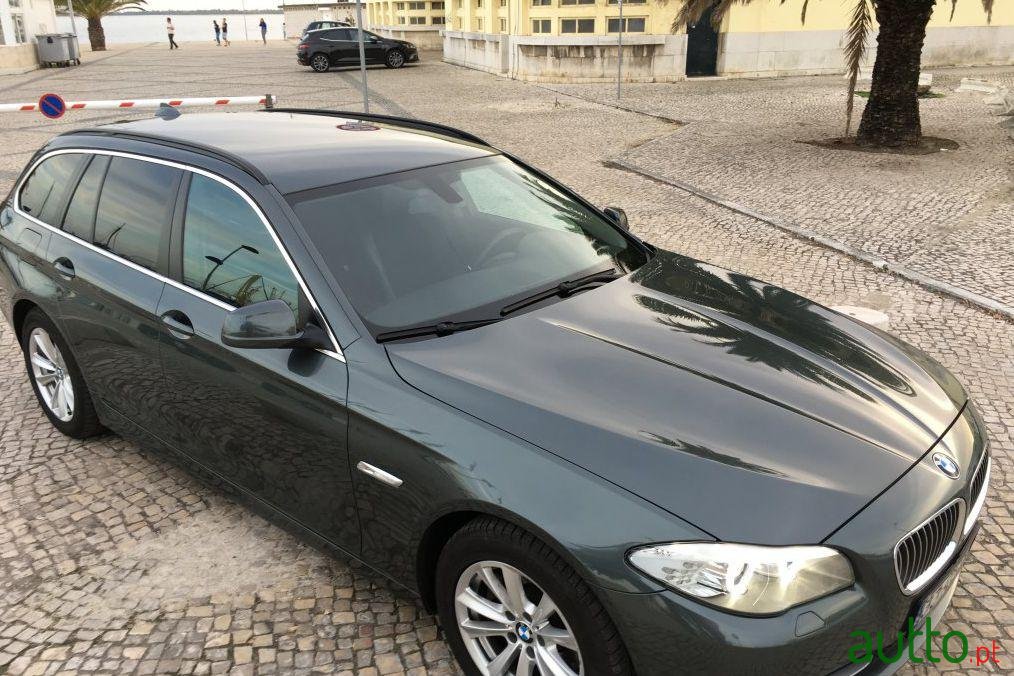 2013' BMW 520 D 130G photo #3