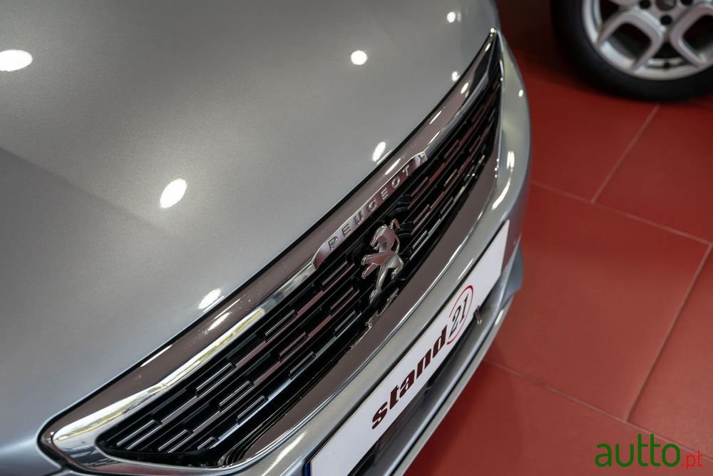 2019' Peugeot 308 Sw photo #3