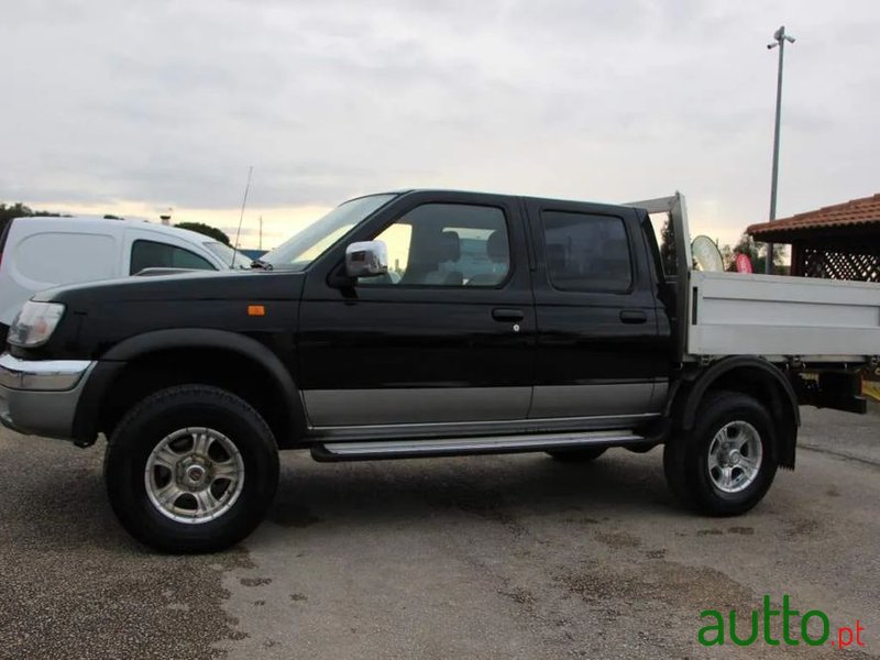 2000' Nissan Pick Up 2.5 Td Cd Navara photo #3