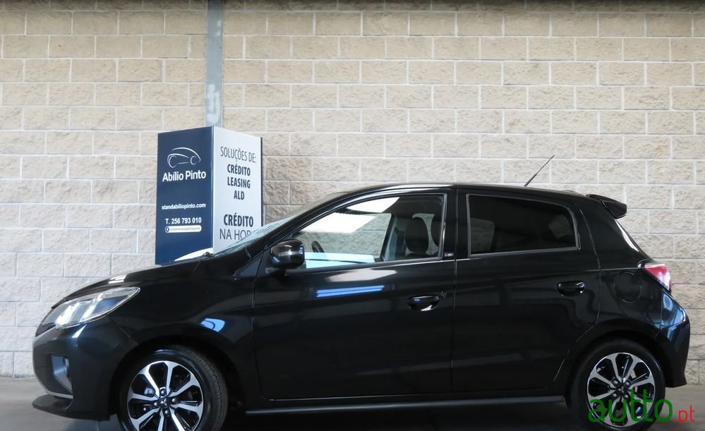 2022' Mitsubishi Space Star photo #3