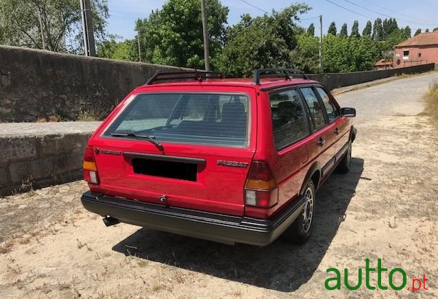 1988' Volkswagen Passat Variant photo #6