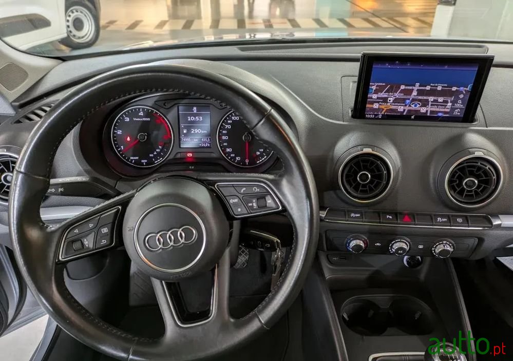 2017' Audi A3 Sportback photo #4