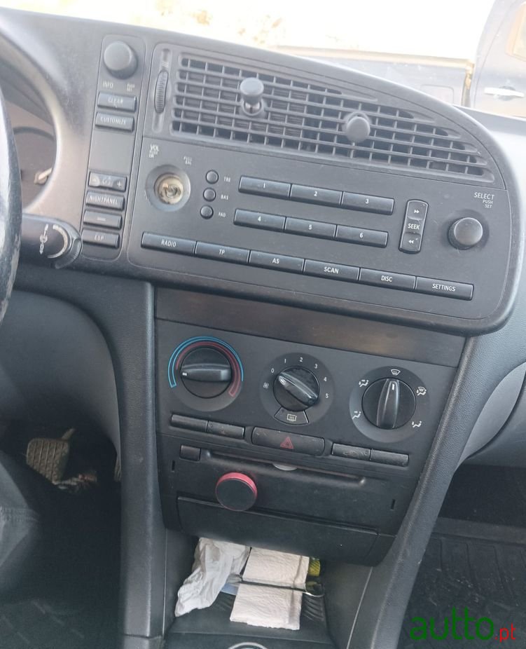 2003' Saab 9-3 Sport Sedan photo #3