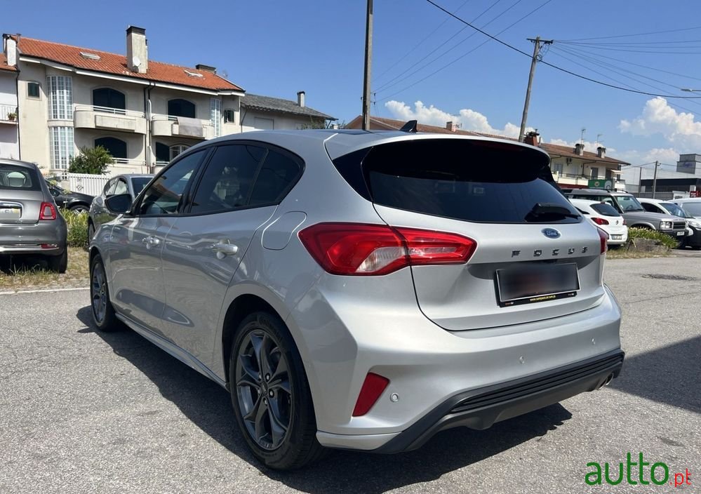 2019' Ford Focus photo #5