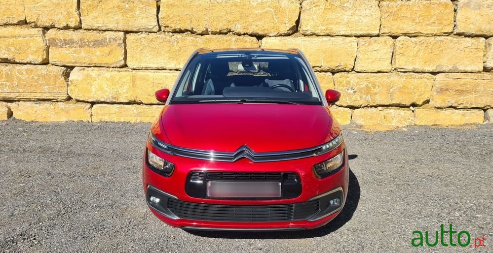 2017' Citroen C4 Grand Picasso photo #5