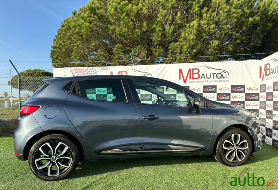 2018' Renault Clio photo #6