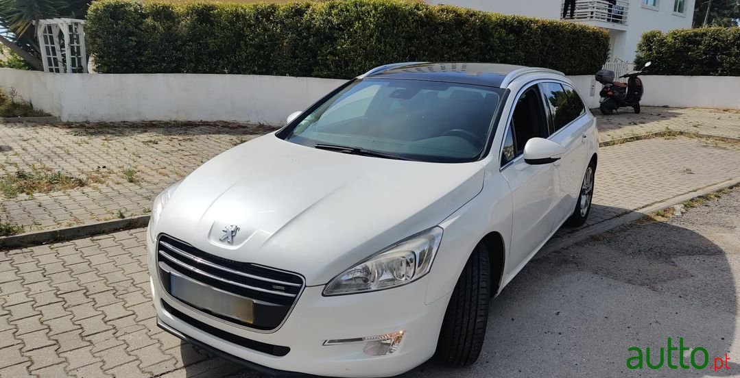 2014' Peugeot 508 Sw photo #1