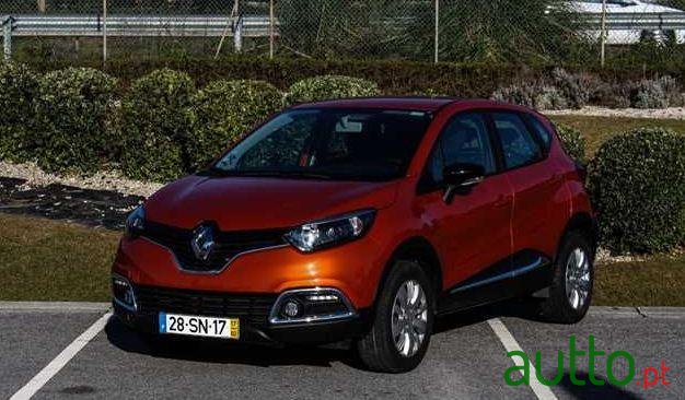 2017' Renault Captur 0.9 Tce Sport photo #1