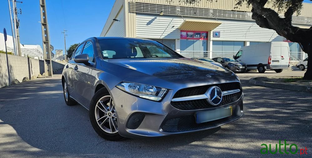 2018' Mercedes-Benz Classe A Style Plus photo #1