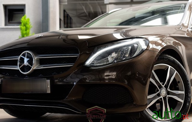 2015' Mercedes-Benz C 220 photo #2