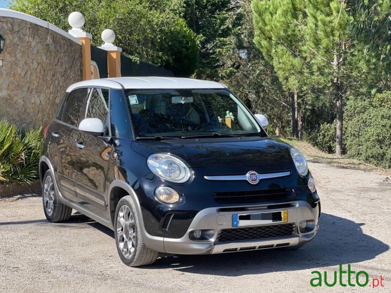 2014' Fiat 500L photo #1