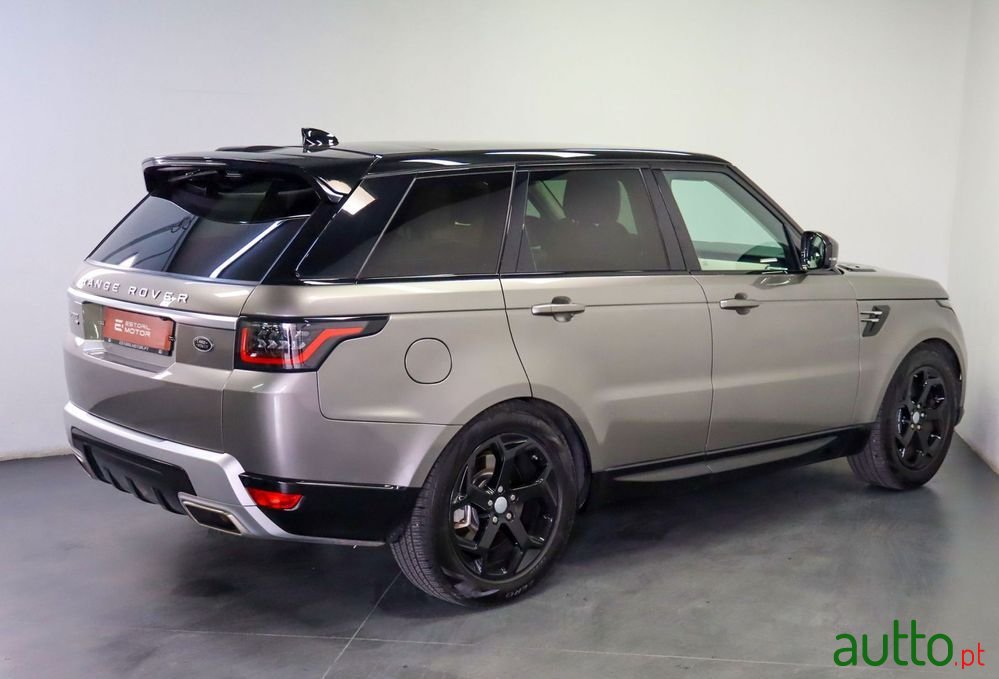 2021' Land Rover Range Rover Sport photo #3