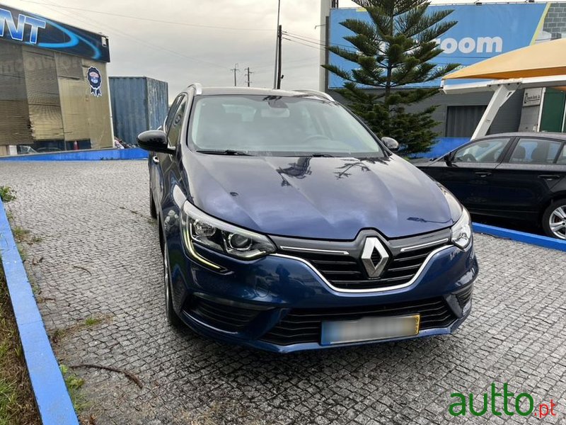 2019' Renault Megane Sport Tourer photo #4