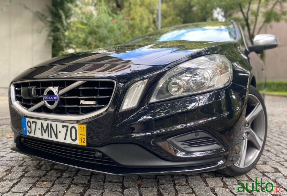 2011' Volvo V60 photo #2