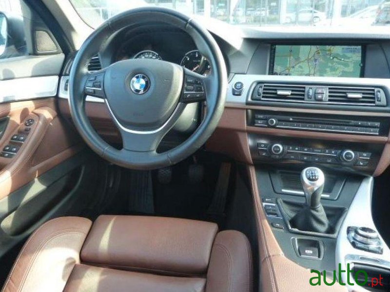2013' BMW 520 d photo #2