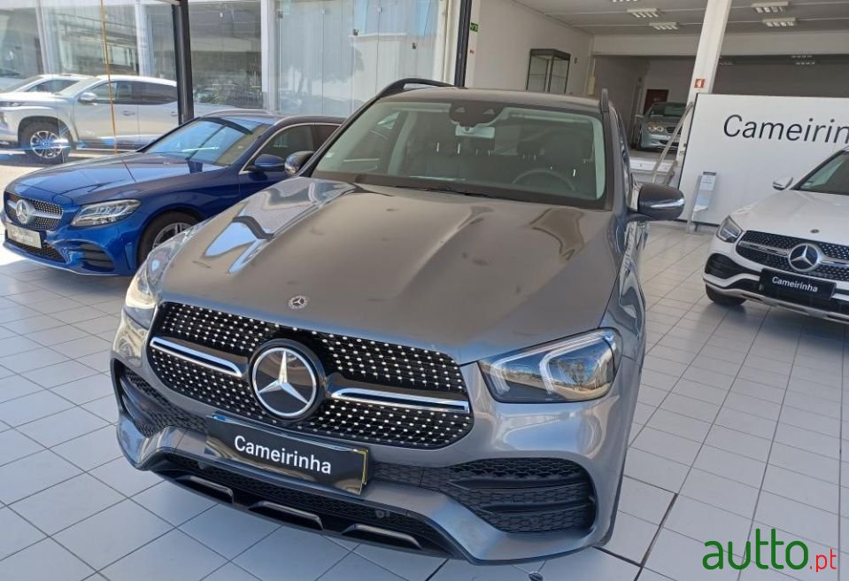 2019' Mercedes-Benz Gle-300 photo #2