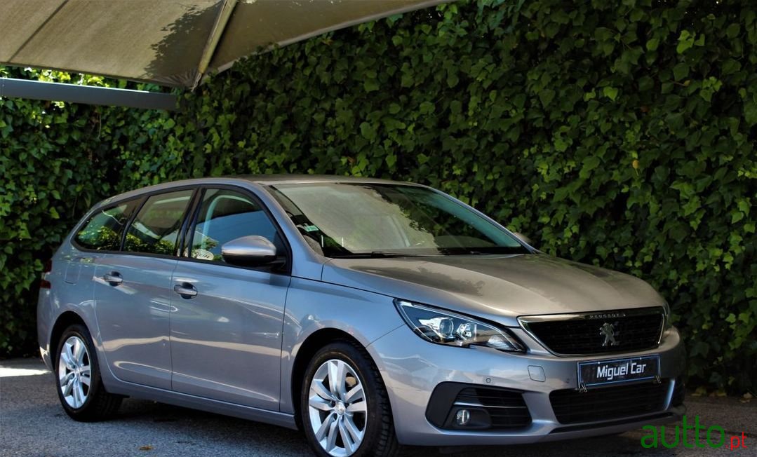 2018' Peugeot 308 Sw photo #1