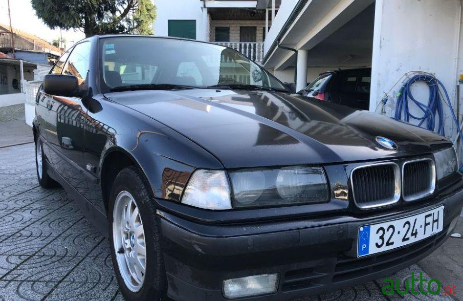 1995' BMW 316 I Compact photo #1