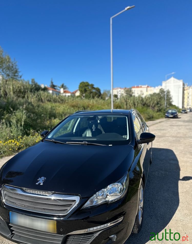 2014' Peugeot 308 Sw photo #3
