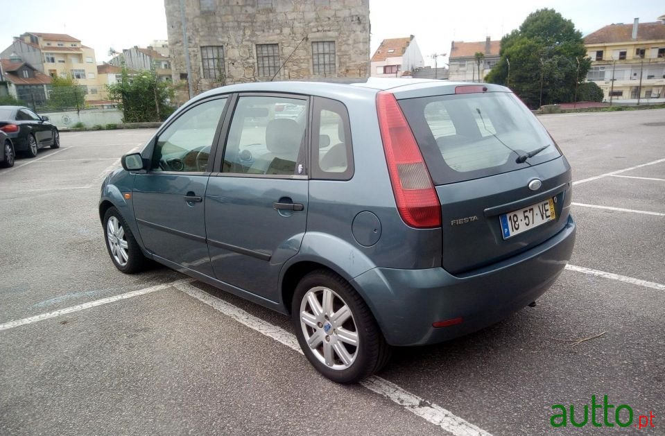 2003' Ford Fiesta photo #3
