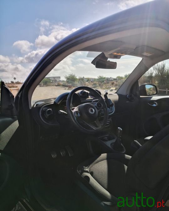 2016' Smart Fortwo photo #4