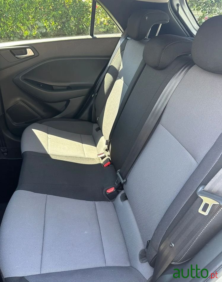 2018' Hyundai i20 1.0 T-Gdi Comfort photo #6