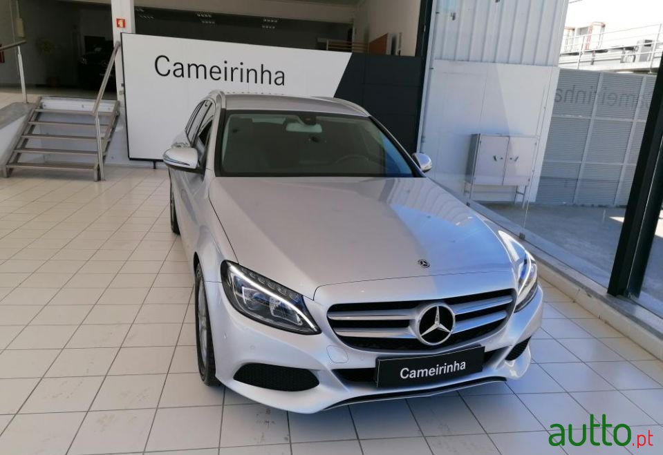 2018' Mercedes-Benz C-200 photo #2