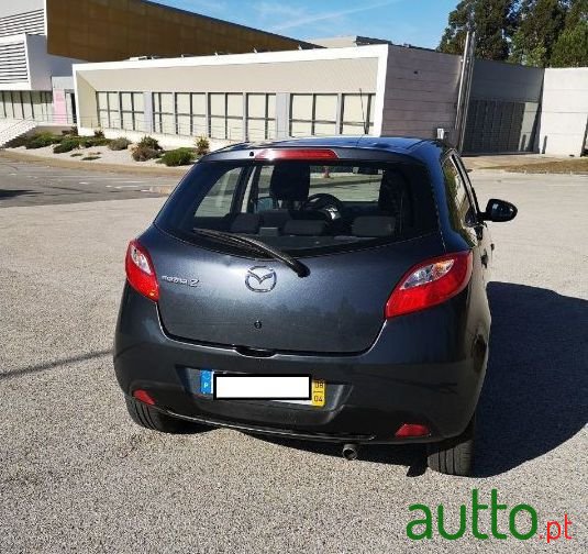 2008' Mazda 2 Comfort photo #1